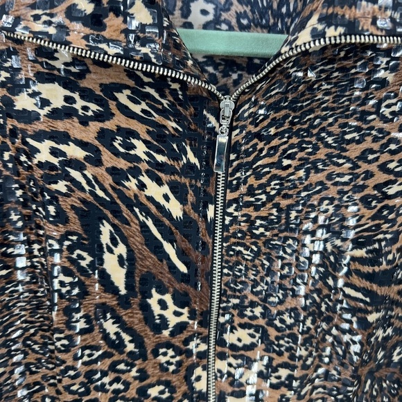 Exclusively Misook leopard print, sequent zip front jacket M - Picture 8 of 12